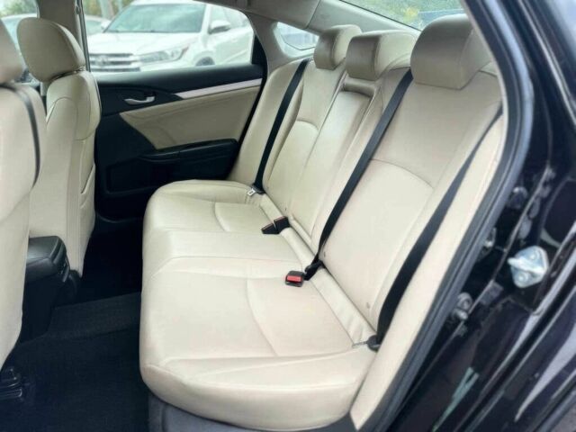 Хонда Цивик 2018 в Житомире на Automoto.ua Черный Хонда Цивик, объемом двигателя 1.5 л и пробегом 47 тыс. км за 10000 $, фото 13 на Automoto.ua