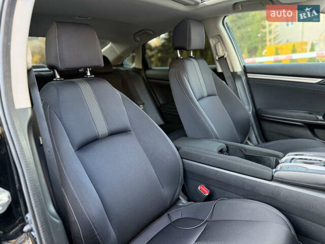 Черный Хонда Цивик, объемом двигателя 1.6 л и пробегом 56 тыс. км за 13500 $, фото 41 на Automoto.ua