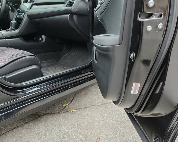 Чорний Хонда Сівік, об'ємом двигуна 2 л та пробігом 66 тис. км за 16800 $, фото 8 на Automoto.ua