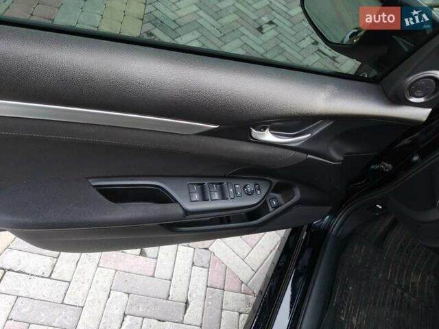 Чорний Хонда Сівік, об'ємом двигуна 2 л та пробігом 66 тис. км за 16800 $, фото 16 на Automoto.ua