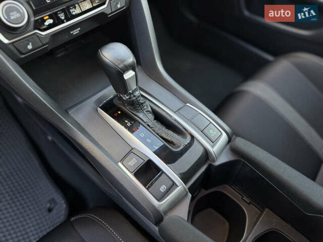 Черный Хонда Цивик, объемом двигателя 1.6 л и пробегом 56 тыс. км за 13500 $, фото 30 на Automoto.ua