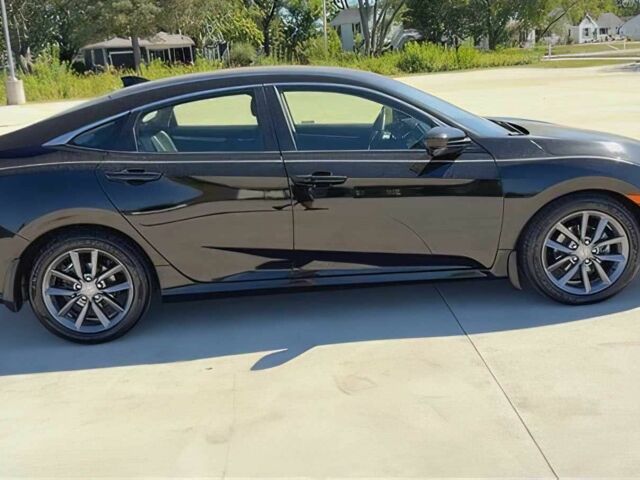 Черный Хонда Цивик, объемом двигателя 1.5 л и пробегом 44 тыс. км за 9700 $, фото 7 на Automoto.ua