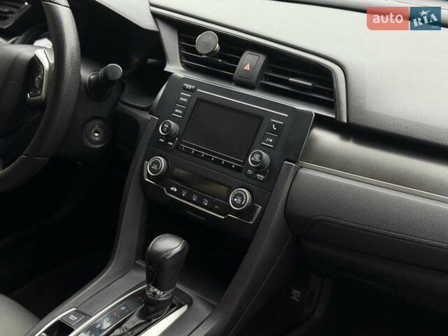 Черный Хонда Цивик, объемом двигателя 2 л и пробегом 51 тыс. км за 14300 $, фото 7 на Automoto.ua