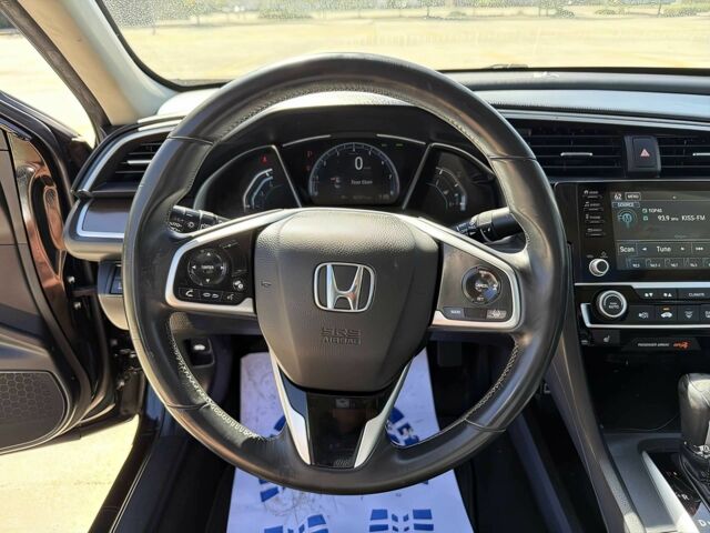 Черный Хонда Цивик, объемом двигателя 1.5 л и пробегом 35 тыс. км за 15000 $, фото 9 на Automoto.ua