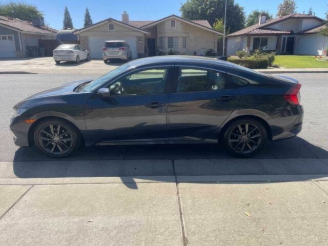 Черный Хонда Цивик, объемом двигателя 1.5 л и пробегом 44 тыс. км за 9700 $, фото 4 на Automoto.ua