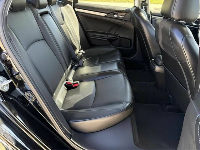 Черный Хонда Цивик, объемом двигателя 1.5 л и пробегом 44 тыс. км за 9700 $, фото 12 на Automoto.ua