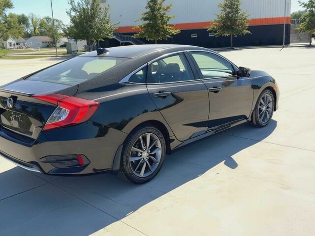 Черный Хонда Цивик, объемом двигателя 1.5 л и пробегом 35 тыс. км за 15000 $, фото 4 на Automoto.ua