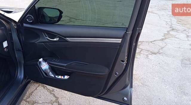 Черный Хонда Цивик, объемом двигателя 1.6 л и пробегом 52 тыс. км за 18600 $, фото 37 на Automoto.ua