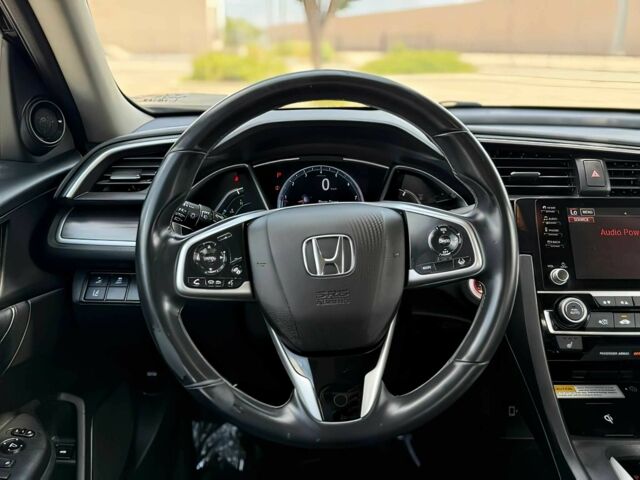 Черный Хонда Цивик, объемом двигателя 1.5 л и пробегом 40 тыс. км за 9500 $, фото 10 на Automoto.ua