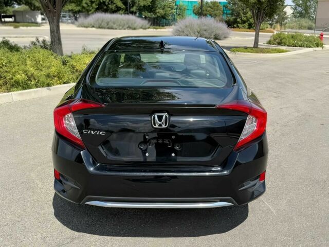 Черный Хонда Цивик, объемом двигателя 1.5 л и пробегом 40 тыс. км за 9500 $, фото 5 на Automoto.ua