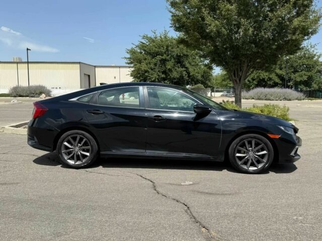 Черный Хонда Цивик, объемом двигателя 1.5 л и пробегом 45 тыс. км за 7500 $, фото 7 на Automoto.ua