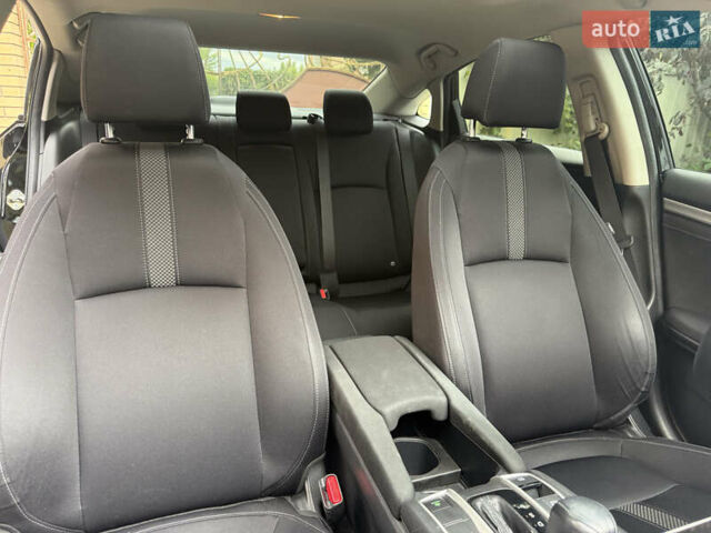 Черный Хонда Цивик, объемом двигателя 1.6 л и пробегом 108 тыс. км за 20000 $, фото 6 на Automoto.ua