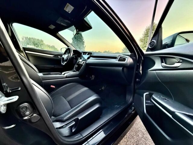 Черный Хонда Цивик, объемом двигателя 2 л и пробегом 15 тыс. км за 8000 $, фото 9 на Automoto.ua