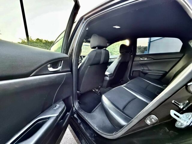 Черный Хонда Цивик, объемом двигателя 2 л и пробегом 15 тыс. км за 8000 $, фото 16 на Automoto.ua