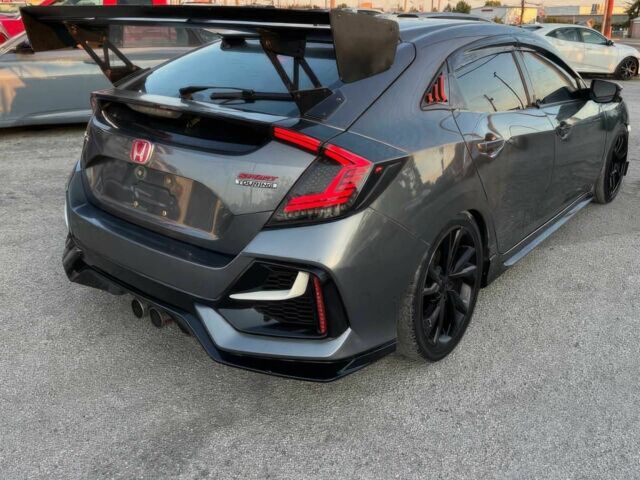 Черный Хонда Цивик, объемом двигателя 1.5 л и пробегом 57 тыс. км за 8500 $, фото 5 на Automoto.ua