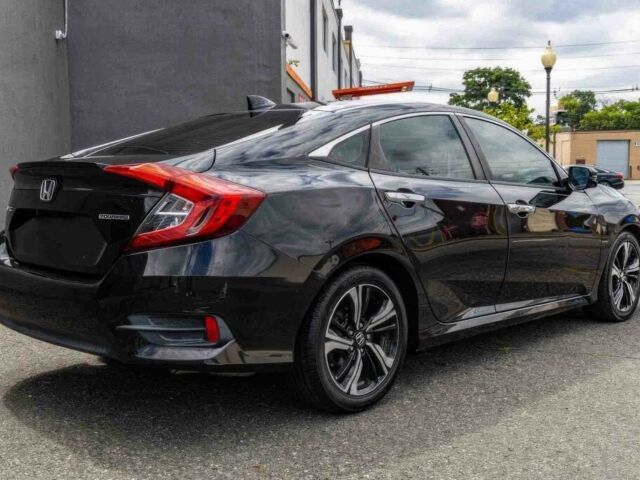 Черный Хонда Цивик, объемом двигателя 1.5 л и пробегом 60 тыс. км за 1650 $, фото 3 на Automoto.ua