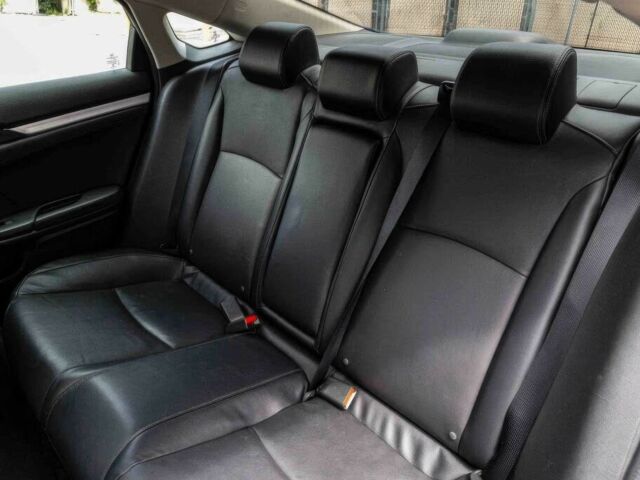 Черный Хонда Цивик, объемом двигателя 1.5 л и пробегом 60 тыс. км за 1650 $, фото 11 на Automoto.ua