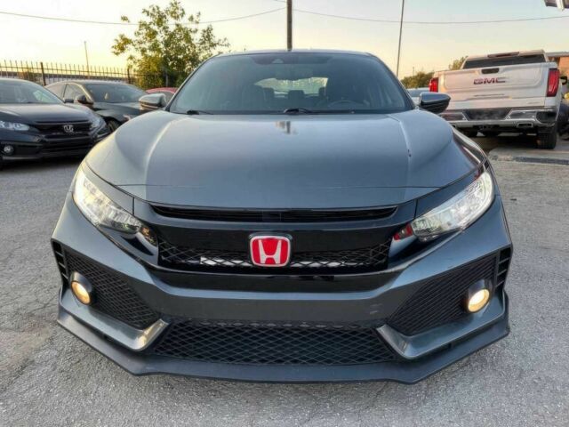 Черный Хонда Цивик, объемом двигателя 1.5 л и пробегом 57 тыс. км за 8500 $, фото 1 на Automoto.ua