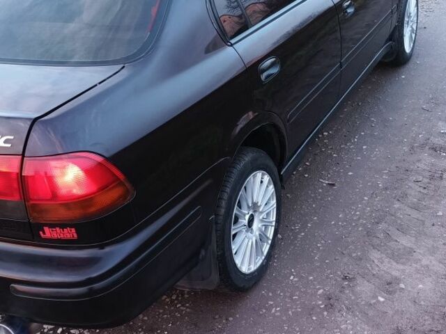 Фиолетовый Хонда Цивик, объемом двигателя 1.5 л и пробегом 253 тыс. км за 2500 $, фото 7 на Automoto.ua