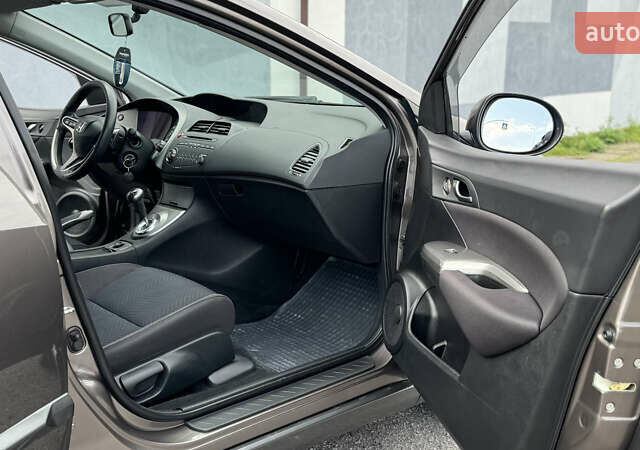 Коричневый Хонда Цивик, объемом двигателя 1.4 л и пробегом 159 тыс. км за 7550 $, фото 35 на Automoto.ua