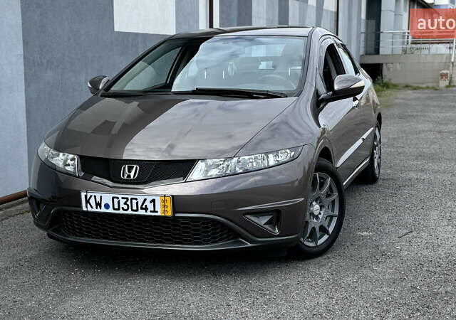Коричневый Хонда Цивик, объемом двигателя 1.4 л и пробегом 159 тыс. км за 7550 $, фото 6 на Automoto.ua