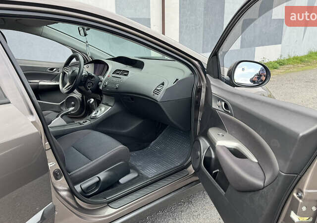 Коричневый Хонда Цивик, объемом двигателя 1.4 л и пробегом 159 тыс. км за 7550 $, фото 36 на Automoto.ua