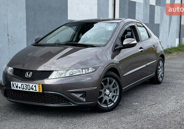 Коричневый Хонда Цивик, объемом двигателя 1.4 л и пробегом 159 тыс. км за 7550 $, фото 5 на Automoto.ua