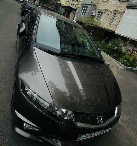 Коричневый Хонда Цивик, объемом двигателя 1.4 л и пробегом 252 тыс. км за 9800 $, фото 6 на Automoto.ua