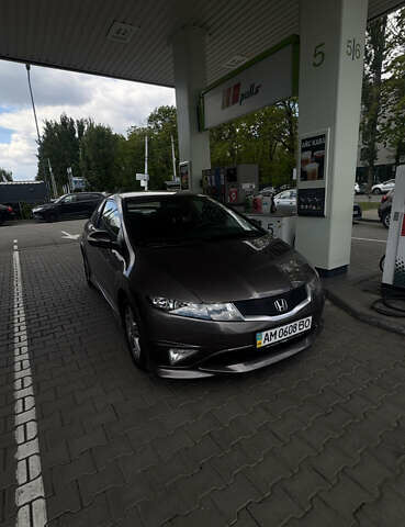 Коричневый Хонда Цивик, объемом двигателя 1.4 л и пробегом 252 тыс. км за 9800 $, фото 9 на Automoto.ua