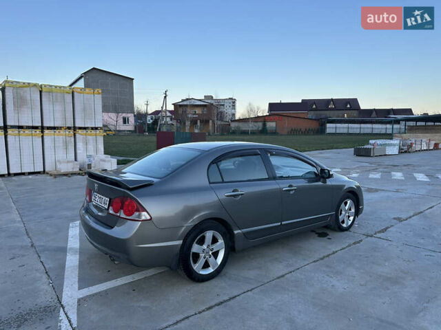 Коричневый Хонда Цивик, объемом двигателя 1.8 л и пробегом 188 тыс. км за 5500 $, фото 4 на Automoto.ua