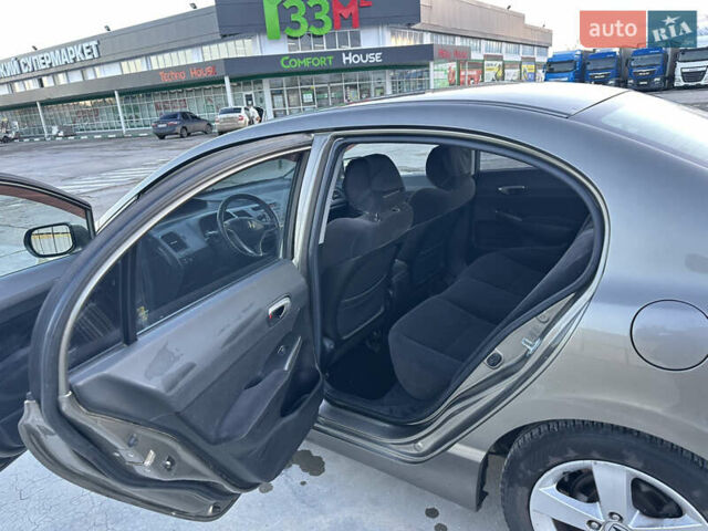 Коричневый Хонда Цивик, объемом двигателя 1.8 л и пробегом 188 тыс. км за 5500 $, фото 10 на Automoto.ua