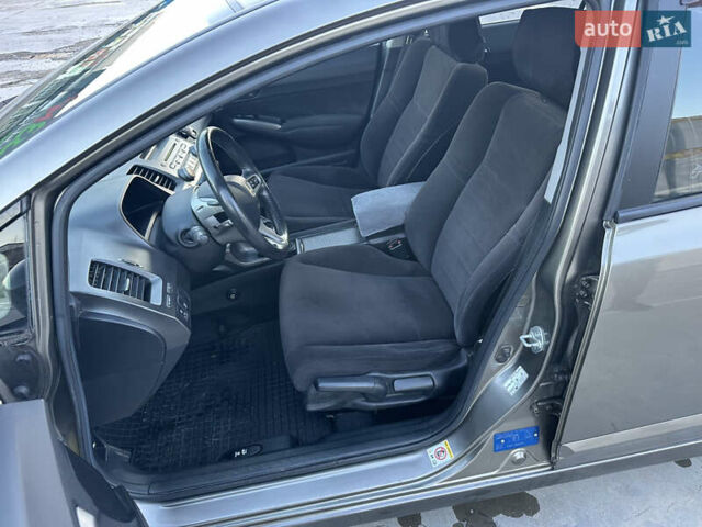 Коричневый Хонда Цивик, объемом двигателя 1.8 л и пробегом 188 тыс. км за 5500 $, фото 9 на Automoto.ua