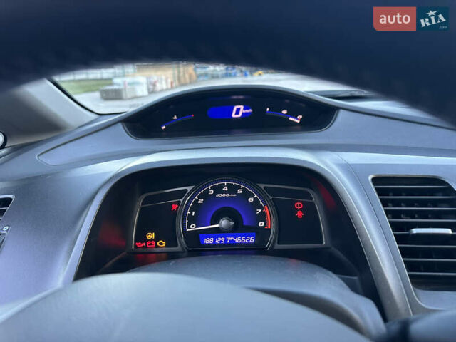 Коричневый Хонда Цивик, объемом двигателя 1.8 л и пробегом 188 тыс. км за 5500 $, фото 14 на Automoto.ua