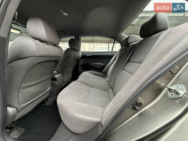 Коричневый Хонда Цивик, объемом двигателя 1.8 л и пробегом 115 тыс. км за 5750 $, фото 19 на Automoto.ua