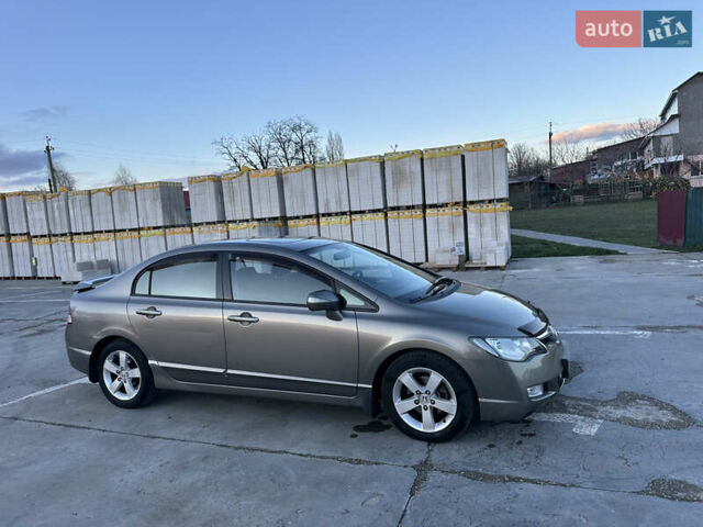 Коричневый Хонда Цивик, объемом двигателя 1.8 л и пробегом 188 тыс. км за 5500 $, фото 3 на Automoto.ua