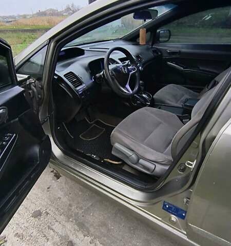 Коричневый Хонда Цивик, объемом двигателя 1.81 л и пробегом 260 тыс. км за 4000 $, фото 8 на Automoto.ua