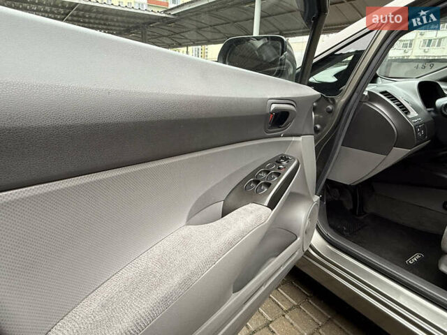 Коричневый Хонда Цивик, объемом двигателя 1.8 л и пробегом 115 тыс. км за 5750 $, фото 22 на Automoto.ua