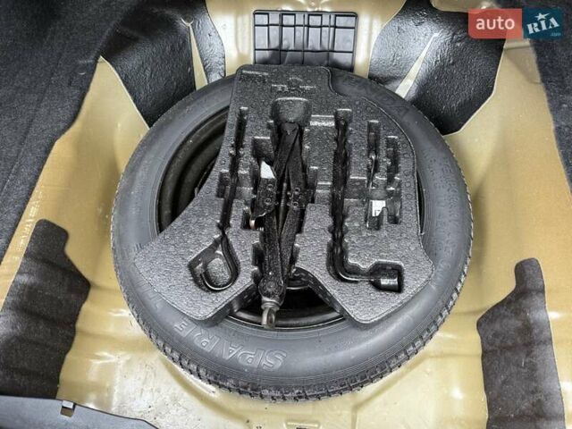 Коричневый Хонда Цивик, объемом двигателя 1.8 л и пробегом 176 тыс. км за 8999 $, фото 26 на Automoto.ua