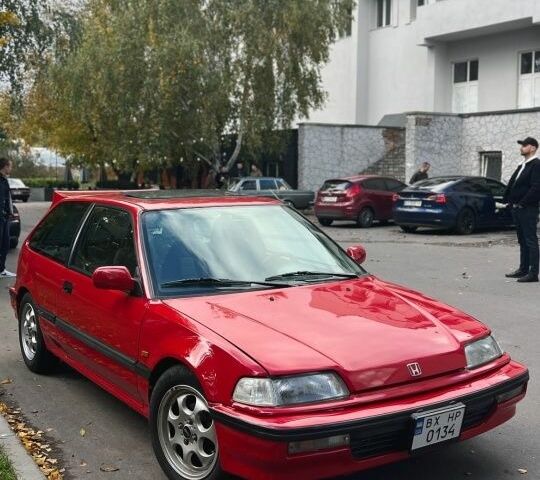 Красный Хонда Цивик, объемом двигателя 1.4 л и пробегом 240 тыс. км за 4500 $, фото 3 на Automoto.ua