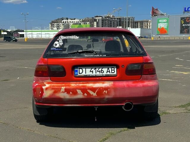 Красный Хонда Цивик, объемом двигателя 1.3 л и пробегом 390 тыс. км за 2300 $, фото 4 на Automoto.ua