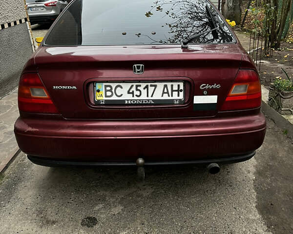 Красный Хонда Цивик, объемом двигателя 1.4 л и пробегом 329 тыс. км за 2300 $, фото 4 на Automoto.ua
