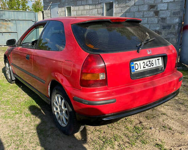 Красный Хонда Цивик, объемом двигателя 1.4 л и пробегом 400 тыс. км за 2600 $, фото 3 на Automoto.ua