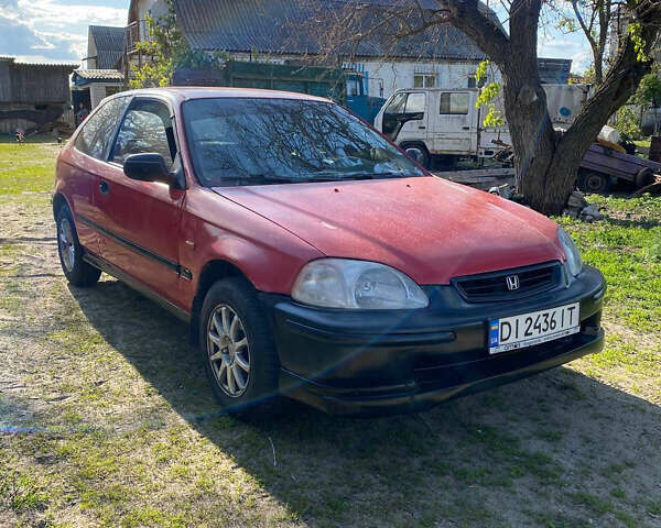 Красный Хонда Цивик, объемом двигателя 1.4 л и пробегом 400 тыс. км за 2600 $, фото 1 на Automoto.ua