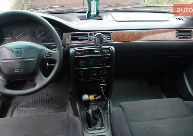 Красный Хонда Цивик, объемом двигателя 1.4 л и пробегом 315 тыс. км за 2399 $, фото 2 на Automoto.ua