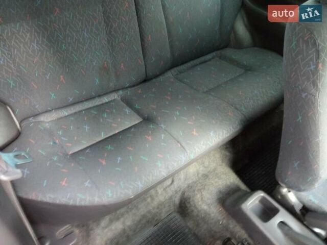 Красный Хонда Цивик, объемом двигателя 1.34 л и пробегом 117 тыс. км за 4150 $, фото 3 на Automoto.ua