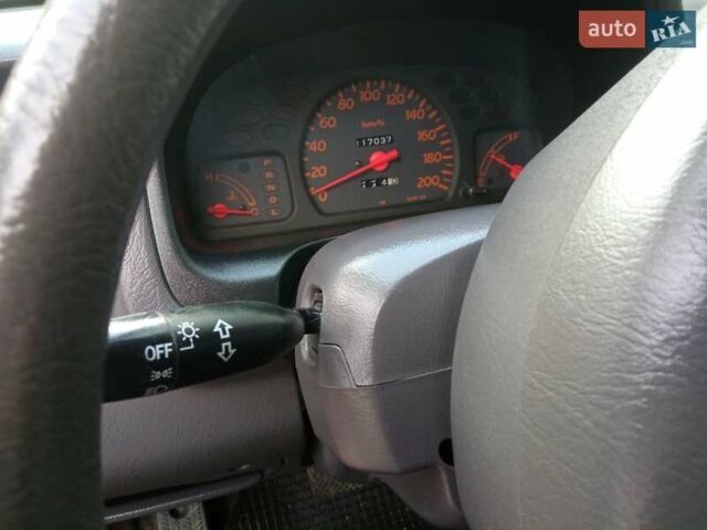 Красный Хонда Цивик, объемом двигателя 1.34 л и пробегом 117 тыс. км за 4150 $, фото 10 на Automoto.ua