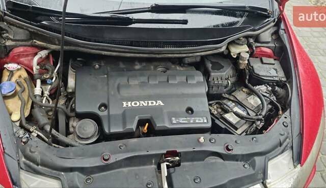 Красный Хонда Цивик, объемом двигателя 2.2 л и пробегом 276 тыс. км за 5700 $, фото 9 на Automoto.ua