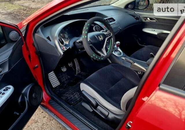 Червоний Хонда Сівік, об'ємом двигуна 2.2 л та пробігом 305 тис. км за 6500 $, фото 9 на Automoto.ua