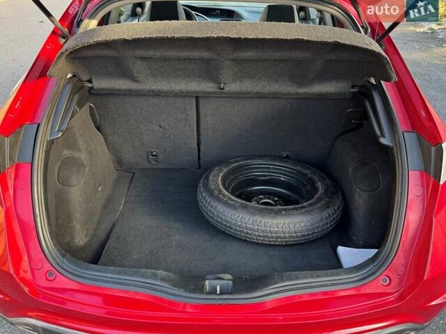 Красный Хонда Цивик, объемом двигателя 1.8 л и пробегом 272 тыс. км за 6000 $, фото 38 на Automoto.ua