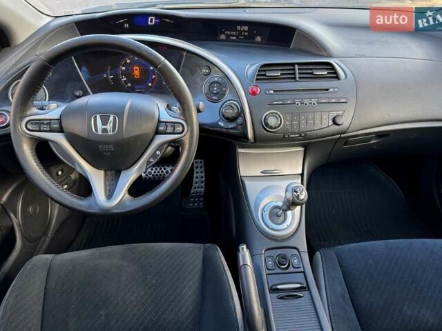 Красный Хонда Цивик, объемом двигателя 1.8 л и пробегом 272 тыс. км за 6000 $, фото 29 на Automoto.ua